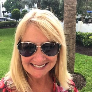 Meet your Posher, Terri